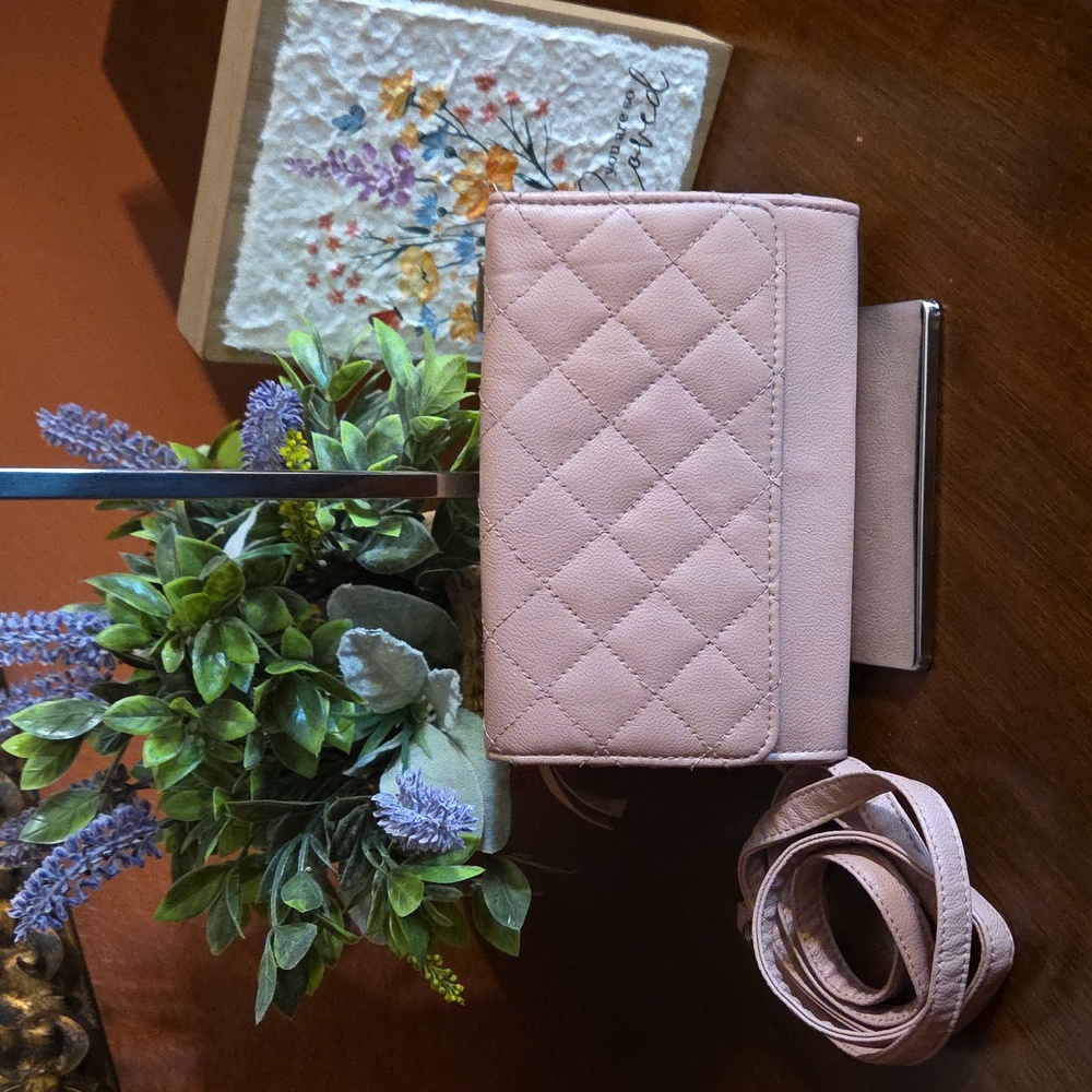 Elegant Pink Quilted Crossbody Bag NWOT